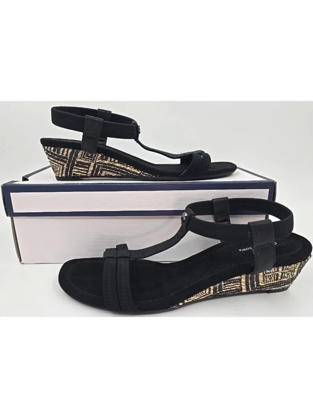 Croft & Barrow Stella Wedge Sandals Strappy Stretch Flexible Outsole Black 8.5 M